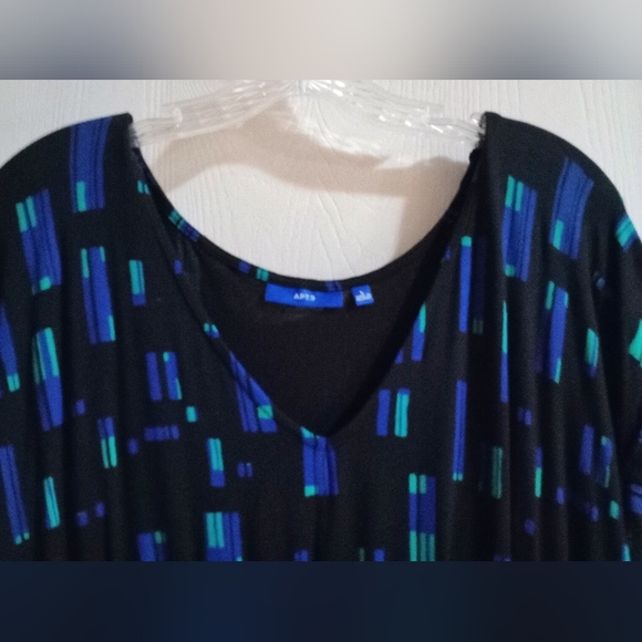 Apt.9 NWT Long Dress sz. Large Black w‎ Blue&Green - Picture 13 of 13